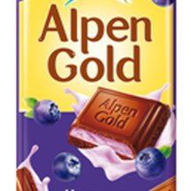 Alpen Gold молочный с чернично-йогуртовой начинкой