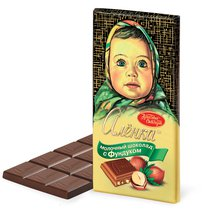 Шоколад Аленка с фундуком 100г